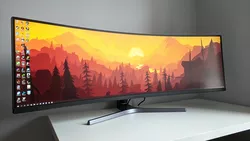 4 Grande monitor